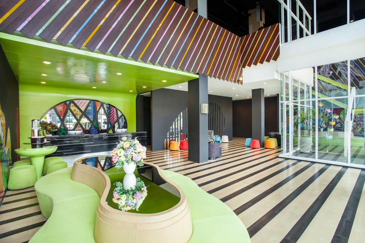 Maxonehotels.Com At Tidar Surabaya Esterno foto